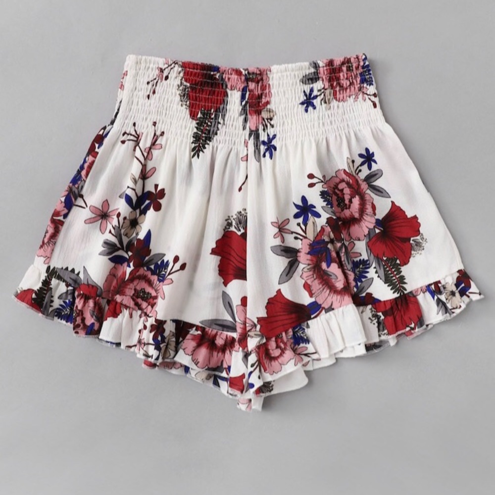 Ruffle Hem Floral Shorts